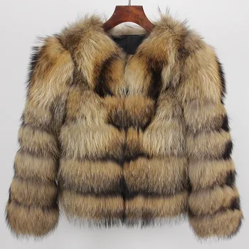 Зимна кожа облекло, дамски кожа и дамско палто с кожени гарнитури, къса и модерно палто от кожа на миеща мечка